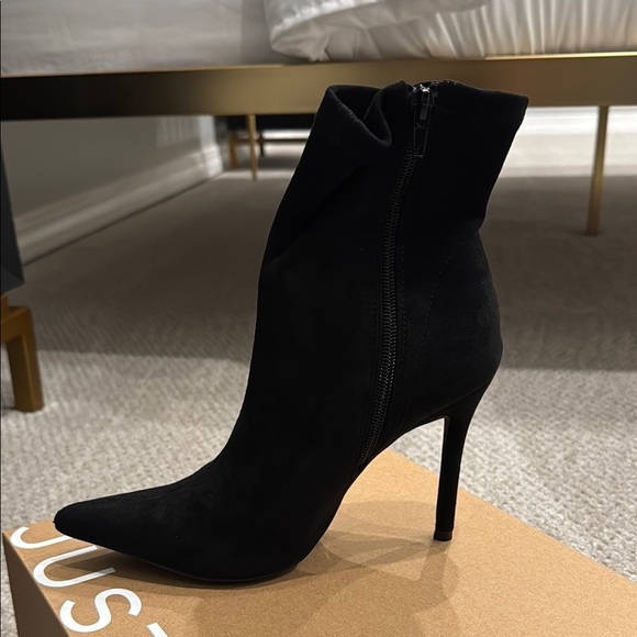 JustFab- Elvina Stiletto Bootie - Picture 8 of 12